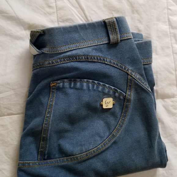 Pants - Picture 4 of 4